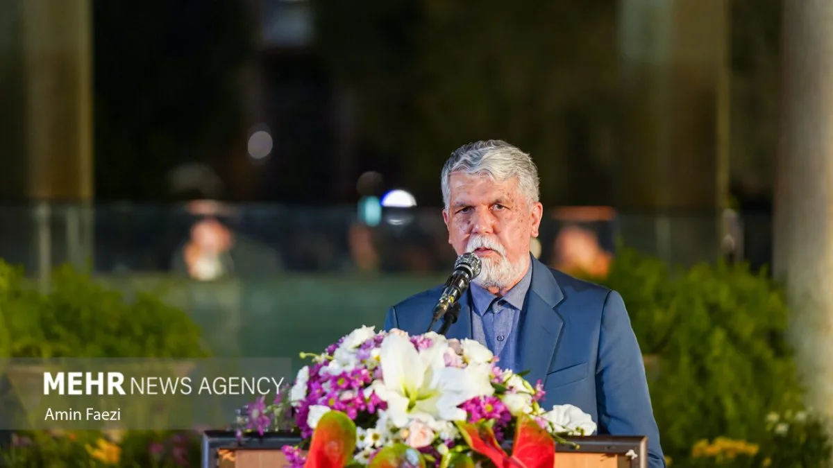 صالحی: شعر حافظ صدای ماندگار ایران در گستره تمدن فارسی است